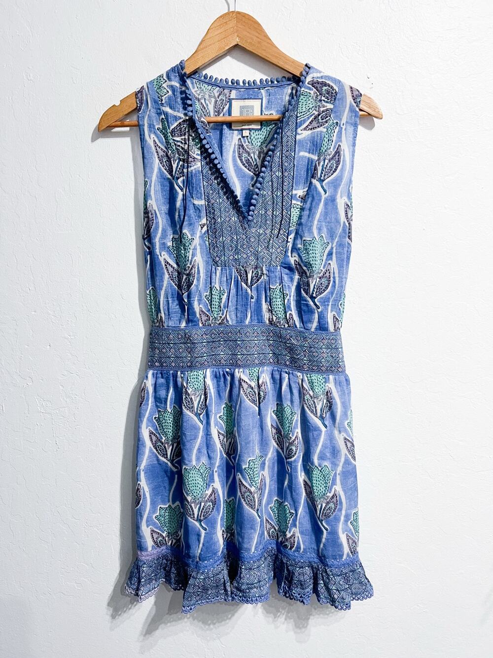 Bell By Alicia Bell Dress L Blue Resort Short Cotton Flowers Sleeveless Vacation